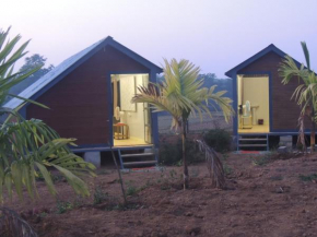 Room in Farmhouse - Dandeli - Aura Jungle Stay